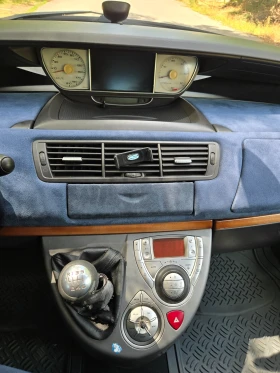 Lancia Phedra Фейслифт, снимка 12