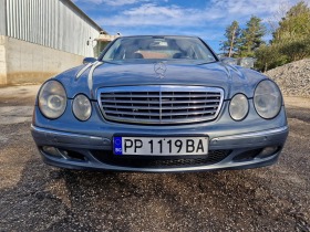Mercedes-Benz E 220, снимка 5 - Автомобили и джипове - 45769724