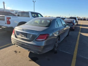 Mercedes-Benz E 300 * 4matic * AMG Line * CARFAX *  - 22800 € - 50214523 3
