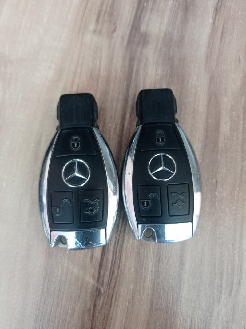 Mercedes-Benz C 220 C220AMG, снимка 16 - Автомобили и джипове - 44033411