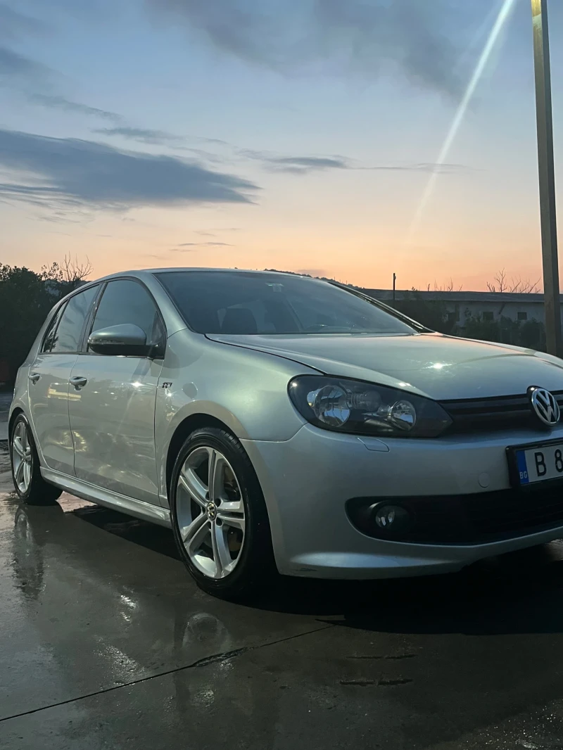 VW Golf, снимка 1 - Автомобили и джипове - 47389802