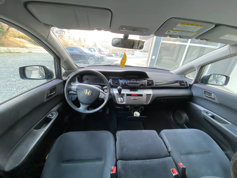 Honda Fr-v, снимка 9 - Автомобили и джипове - 48411408