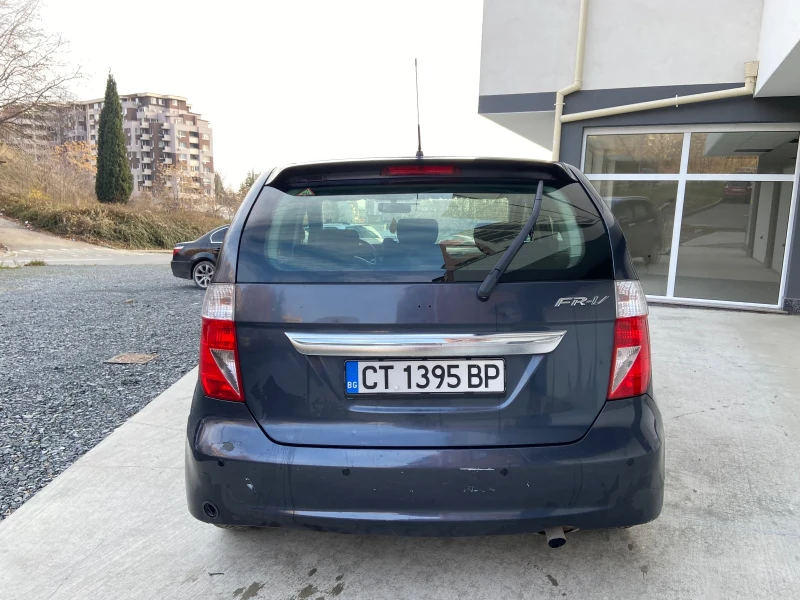 Honda Fr-v, снимка 5 - Автомобили и джипове - 48411408