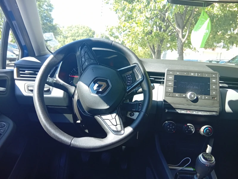 Renault Clio, снимка 7 - Автомобили и джипове - 52356637