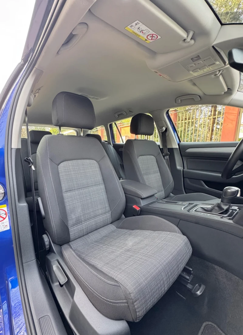 VW Passat 2.0TDI* R LINE * 115 000 км. ОЧАКВАН ВНОС , снимка 14 - Автомобили и джипове - 52584475