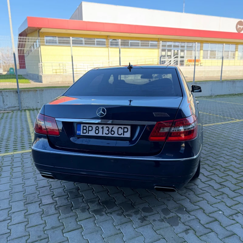 Mercedes-Benz E 350, снимка 11 - Автомобили и джипове - 52790888