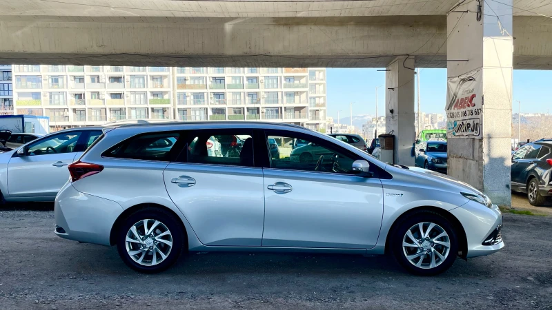 Toyota Auris СЕРВ. ДОК., снимка 5 - Автомобили и джипове - 52934949