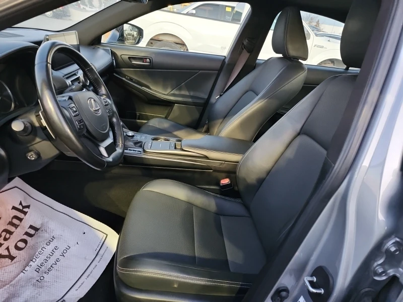 Lexus IS 300 * * CARFAX * * АВТО КРЕДИТ * * , снимка 6 - Автомобили и джипове - 52999290