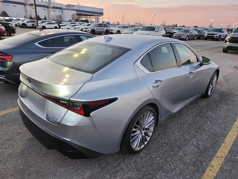 Lexus IS 300 * * CARFAX * * АВТО КРЕДИТ * * , снимка 3 - Автомобили и джипове - 52999290