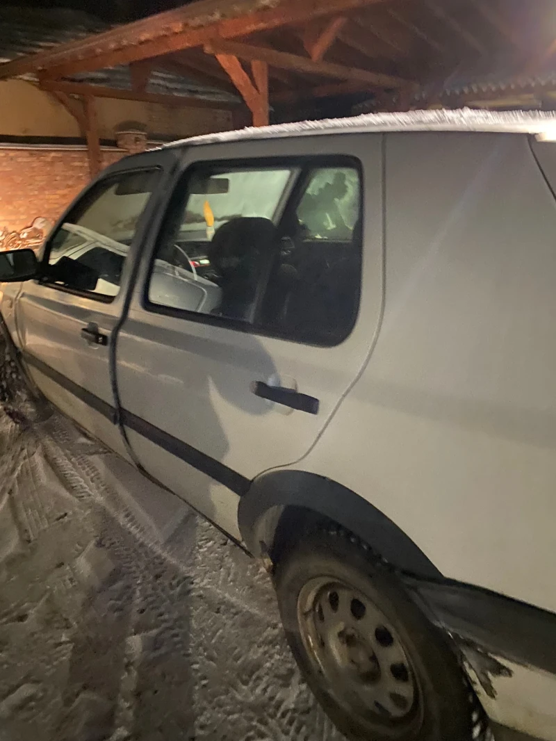 VW Golf, снимка 2 - Автомобили и джипове - 53239530