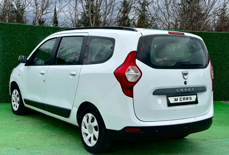 Dacia Lodgy 1.6 бензин/газ 82кс 7МЕСТА 2015г, снимка 7 - Автомобили и джипове - 53481179