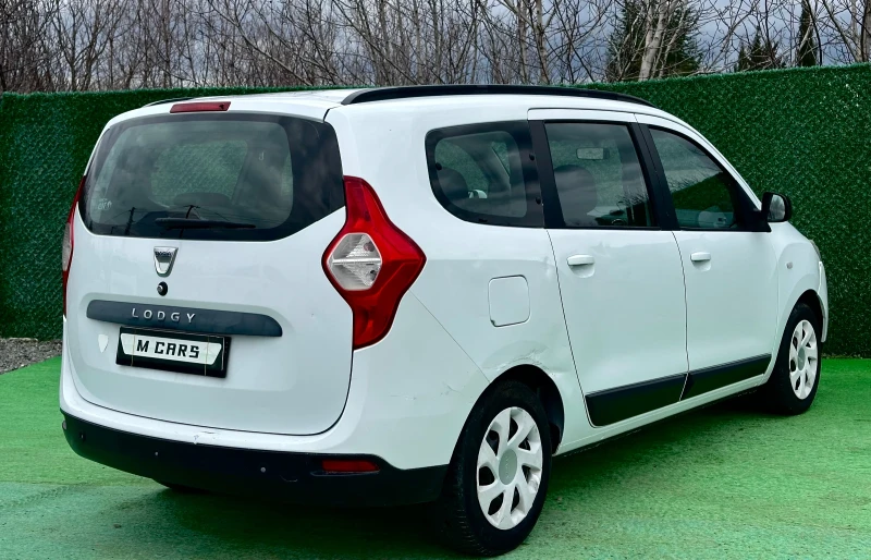 Dacia Lodgy 1.6 бензин/газ 82кс 7МЕСТА 2015г, снимка 5 - Автомобили и джипове - 53481179
