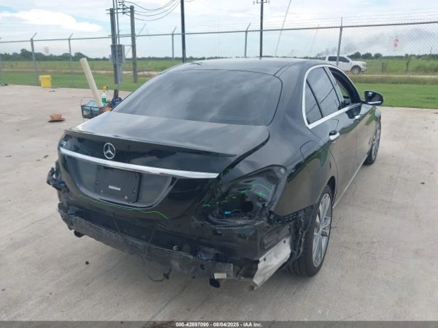 Mercedes-Benz C 300  - изображение 8