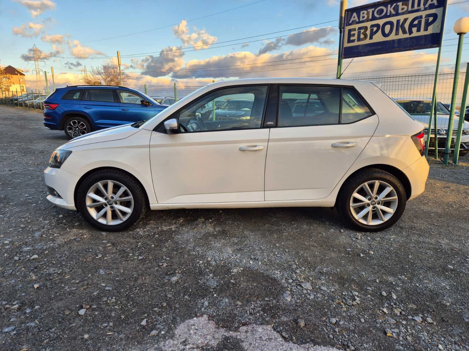 Skoda Fabia 1.0i MPI - изображение 2