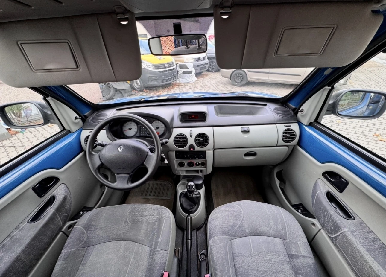 Renault Kangoo 1.6i / 4x4 / ПЪЛНА СЕРВИЗНА ИСТОРИЯ ! - изображение 9