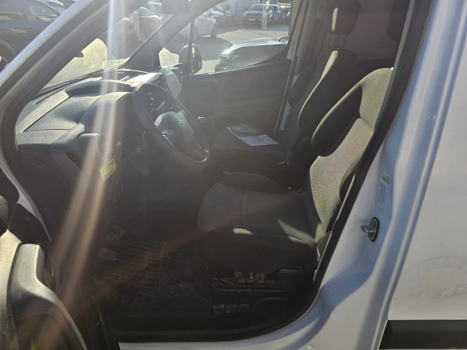 Citroen Berlingo 1.6 - изображение 7