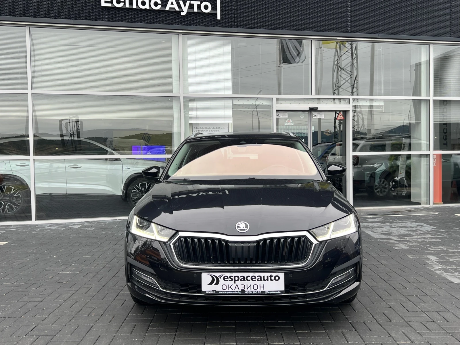 Skoda Octavia 2.0TDI/150к.с First Edition - изображение 2