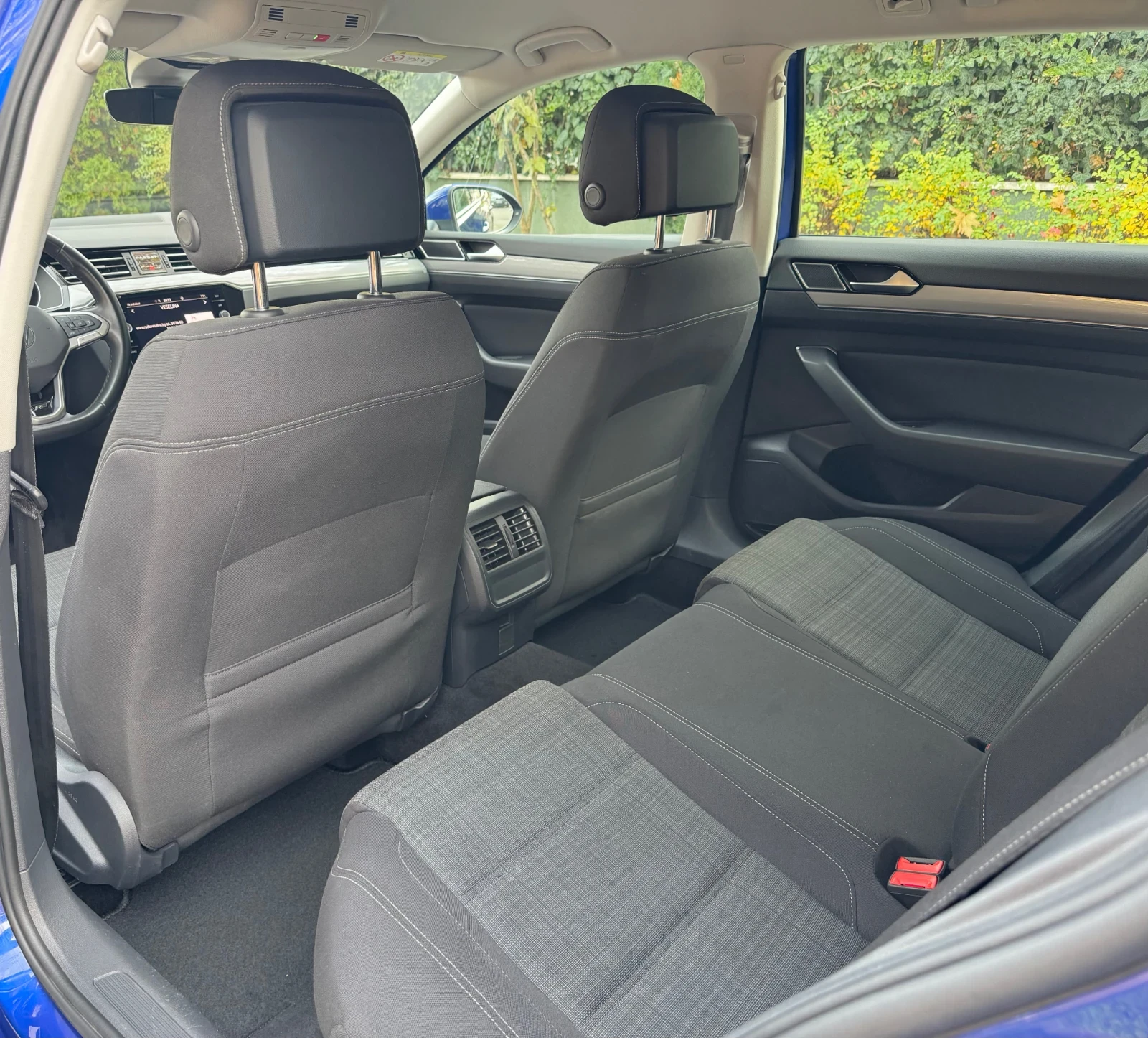 VW Passat 2.0TDI* R LINE * 115 000 .* ACC*  | Mobile.bg   11