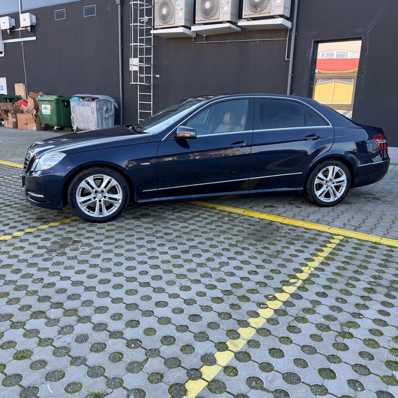 Mercedes-Benz E 350  - изображение 9