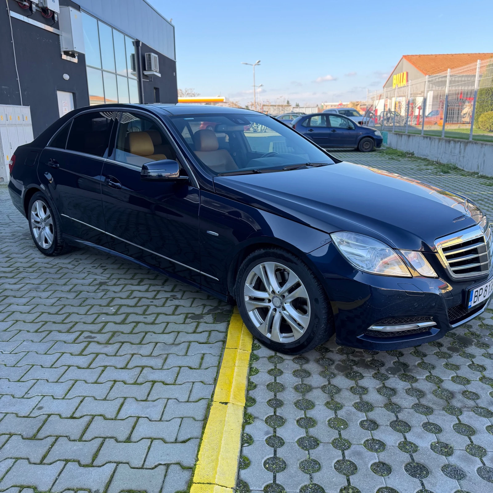 Mercedes-Benz E 350  - изображение 6