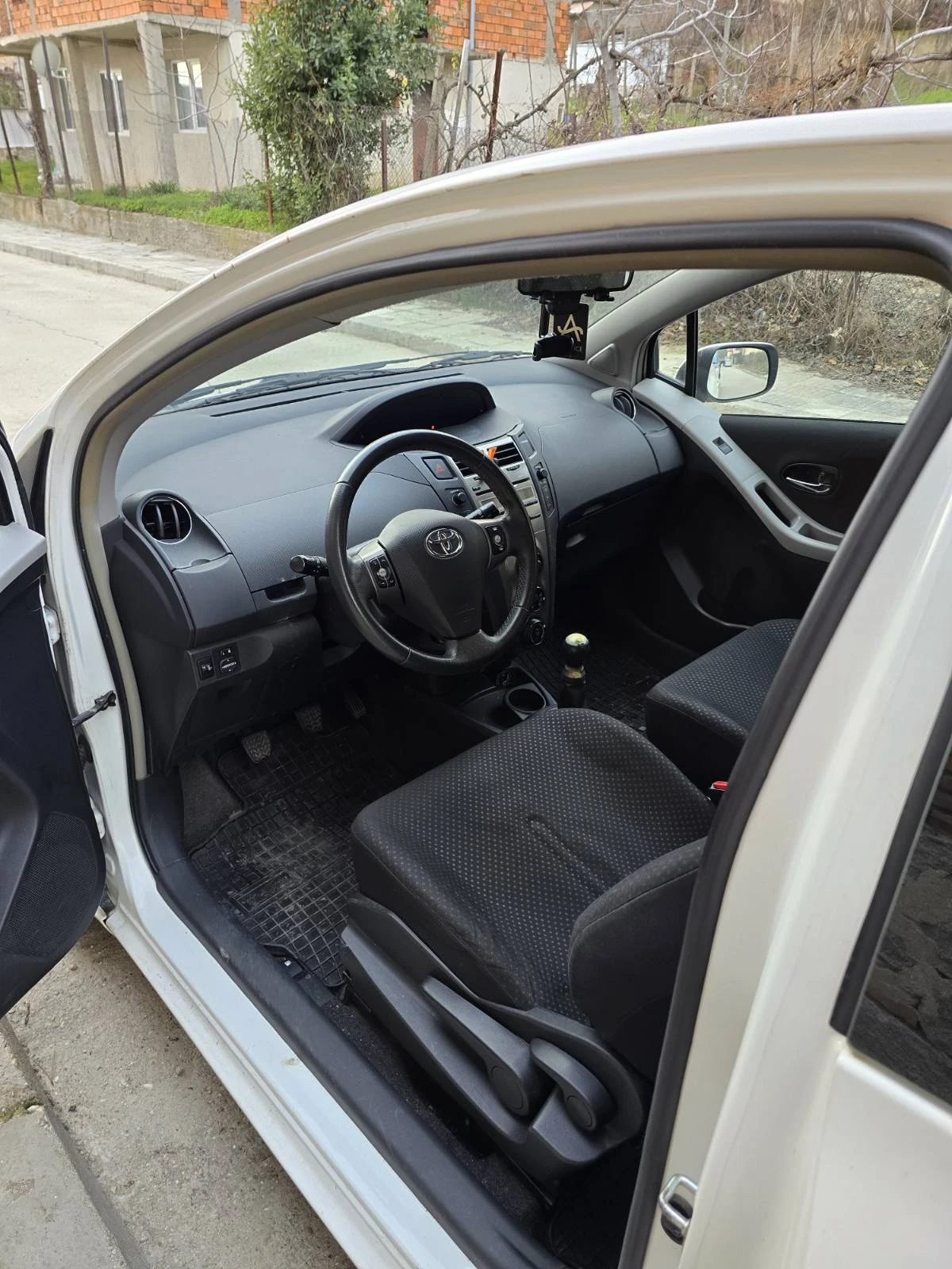 Toyota Yaris | Mobile.bg � ����������� 4