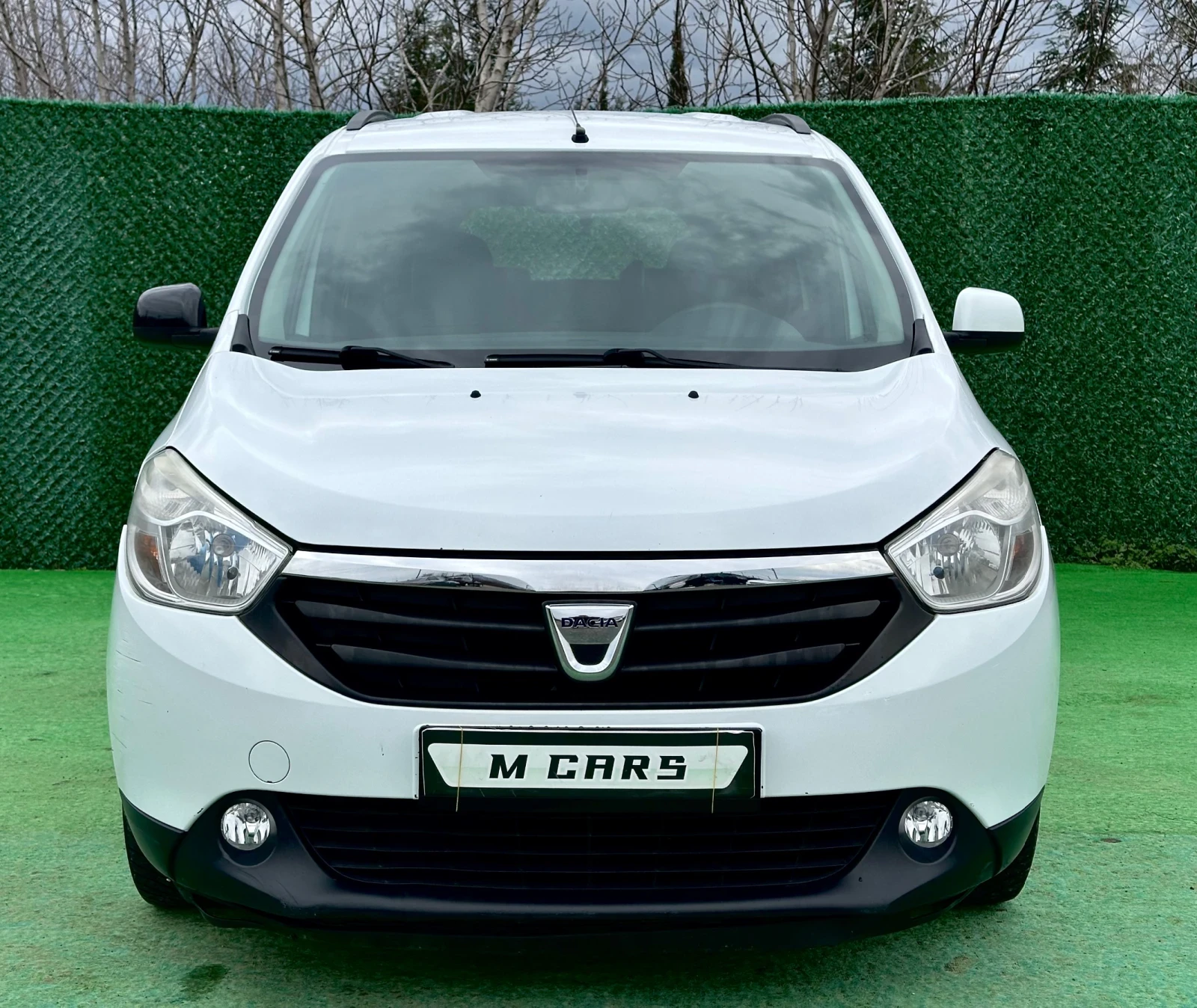 Dacia Lodgy 1.6 бензин/газ 82кс 7МЕСТА 2015г - изображение 3