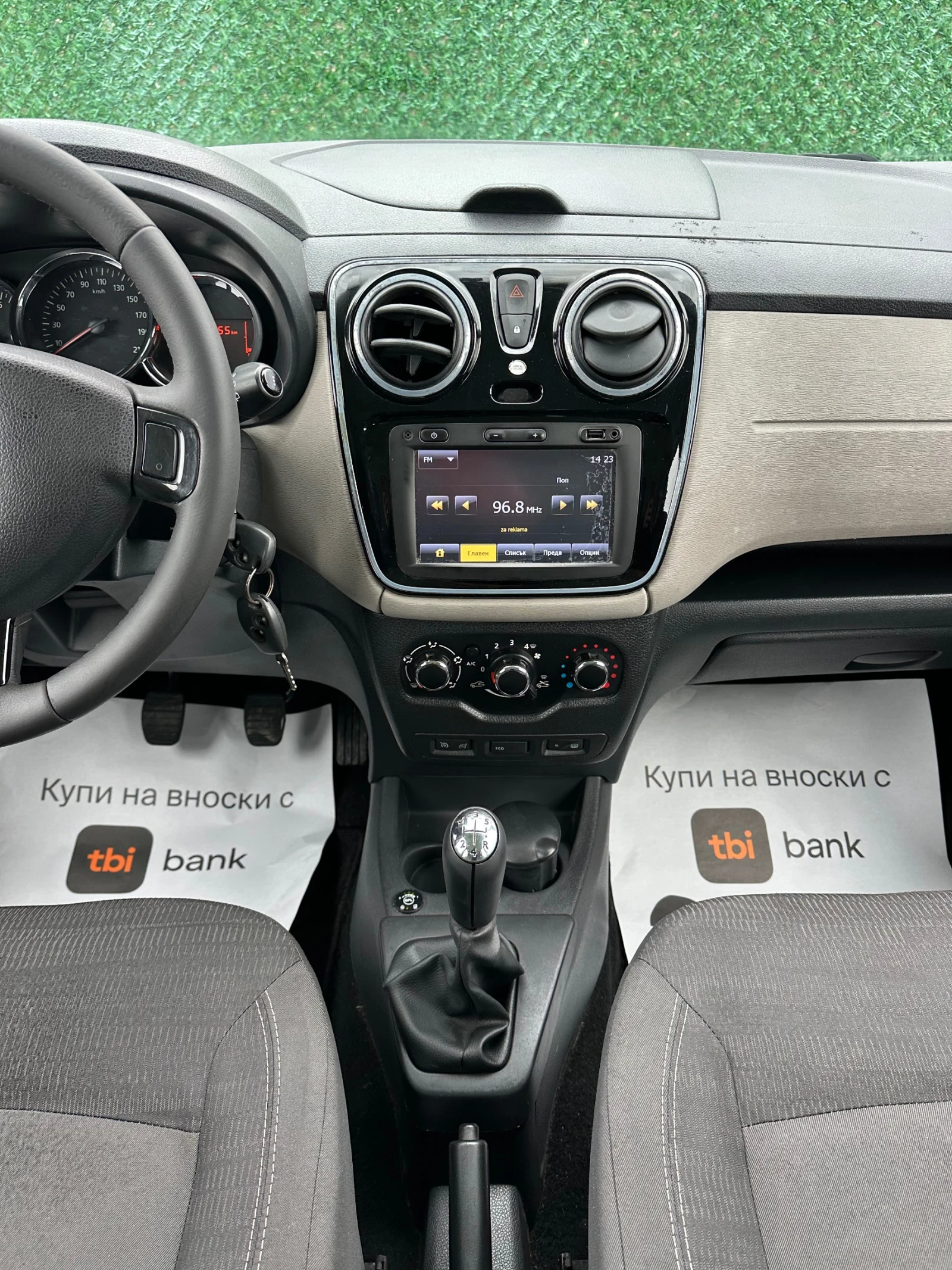 Dacia Lodgy 1.6 бензин/газ 82кс 7МЕСТА 2015г - изображение 10