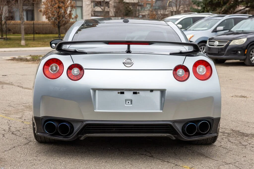 Nissan Gt-r Black Edition, снимка 7 - Автомобили и джипове - 54565477