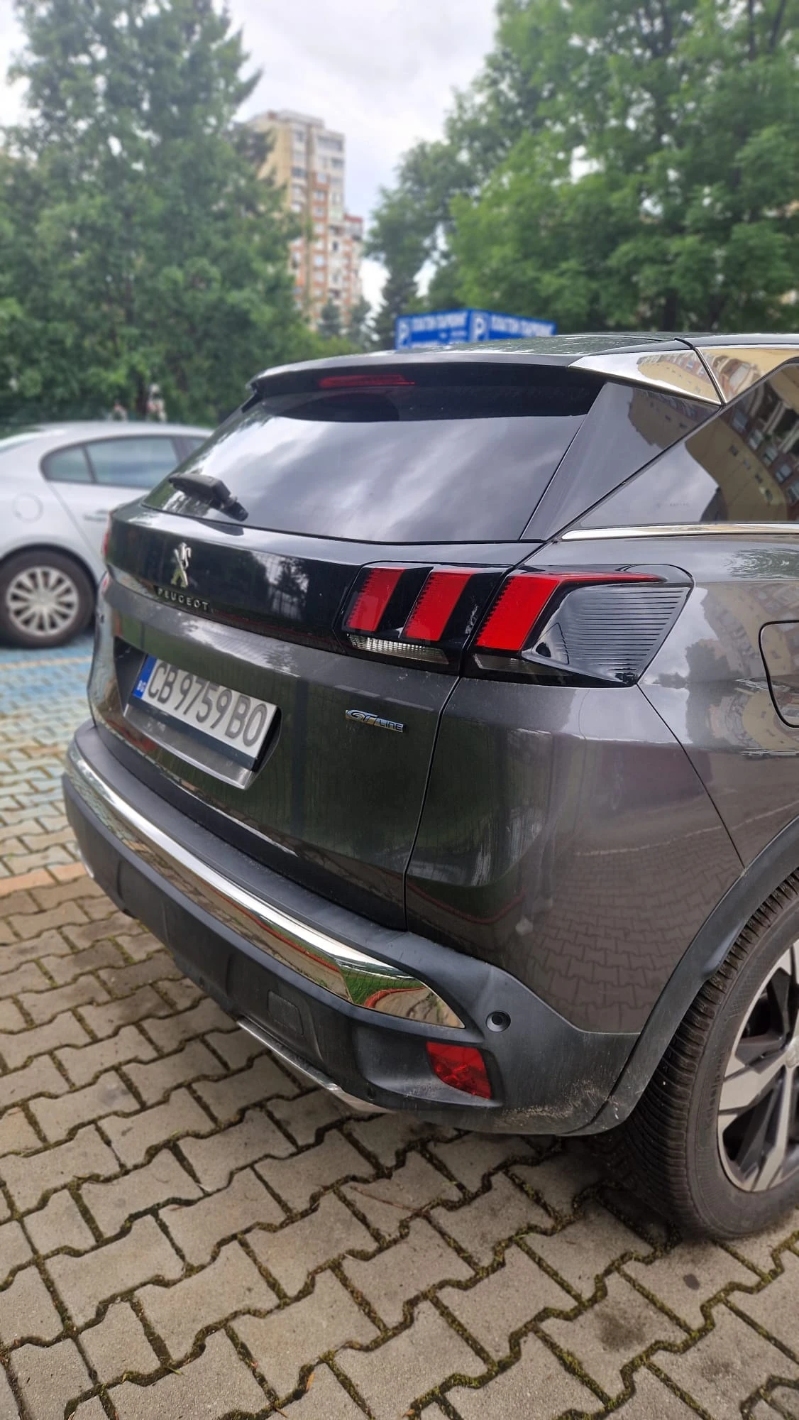 Peugeot 3008 EAT8, GT Line, история в Пежо, снимка 4 - Автомобили и джипове - 54657305