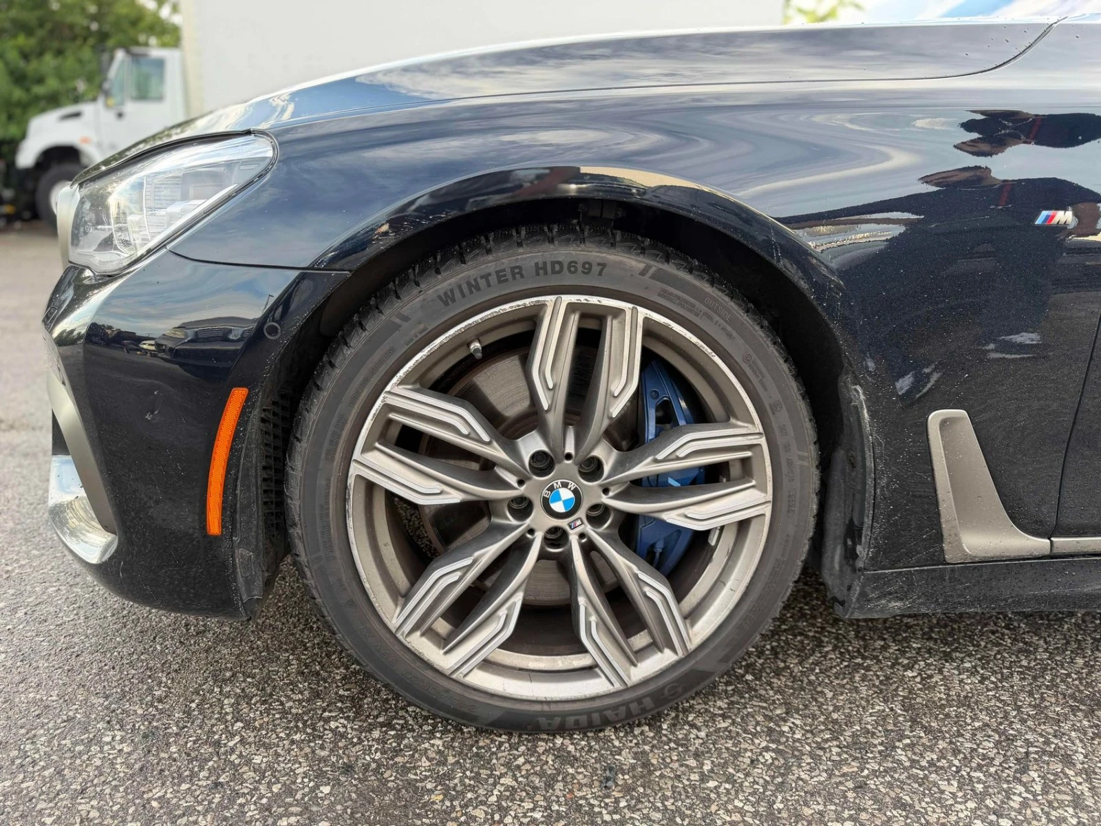 BMW 760 M760Li xDrive Автокредит Цена до България, снимка 14 - Автомобили и джипове - 55475334