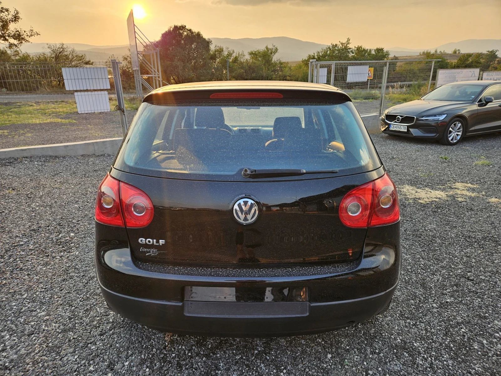 VW Golf 1.9 TDI, снимка 4 - Автомобили и джипове - 55768495