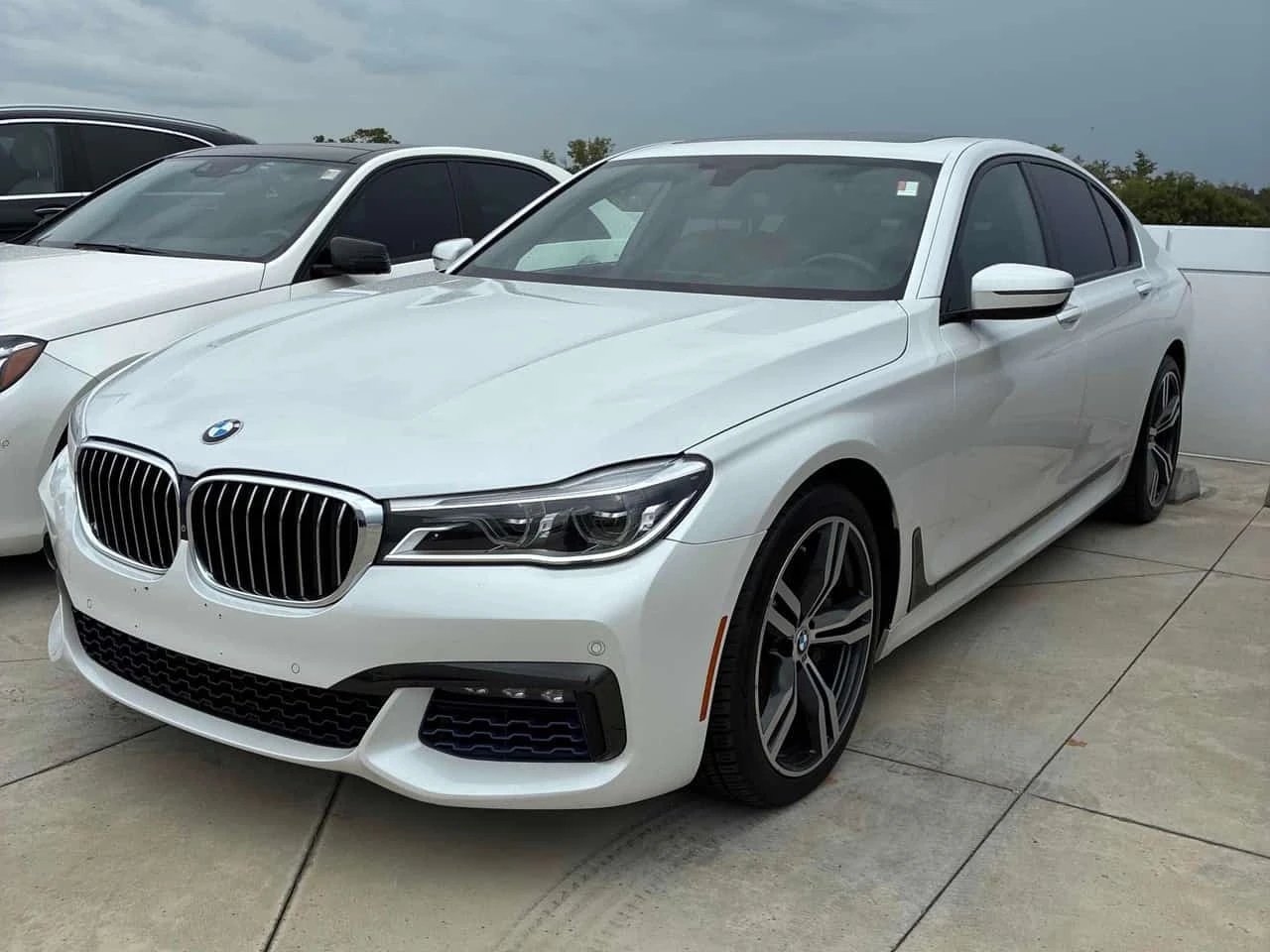 BMW 750 * 750i xDrive * CARFAX * БЕЗ ПЪРВОНАЧАЛНА ВНОСКА