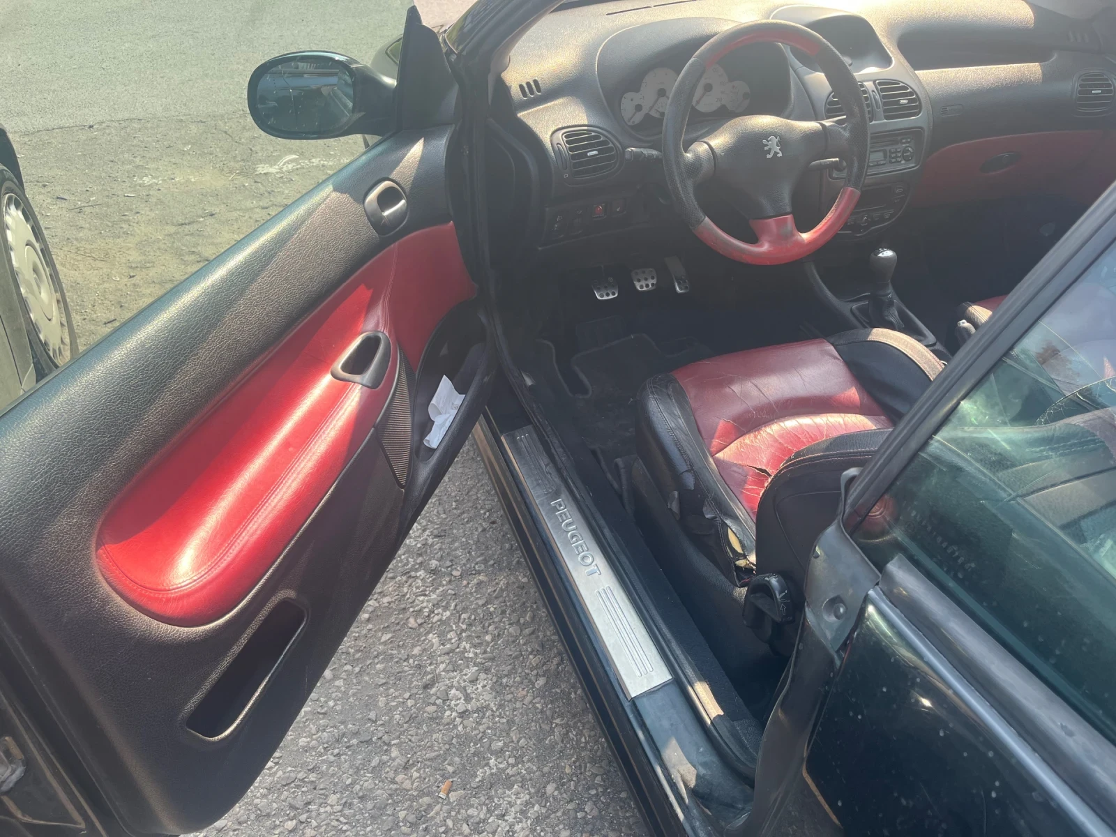 Peugeot 206 CC, снимка 8 - Автомобили и джипове - 56042070