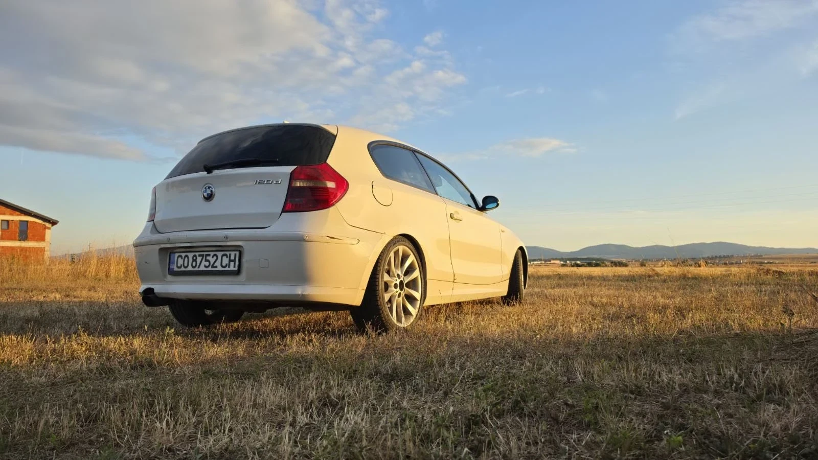 BMW 120, снимка 6 - Автомобили и джипове - 56192712