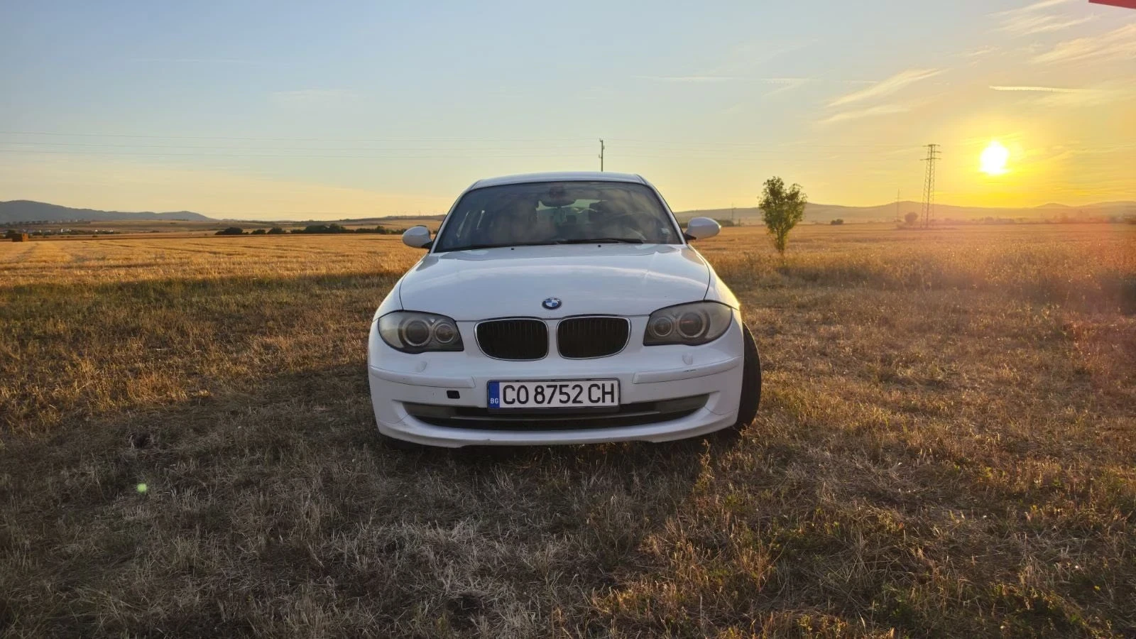 BMW 120, снимка 3 - Автомобили и джипове - 56192712