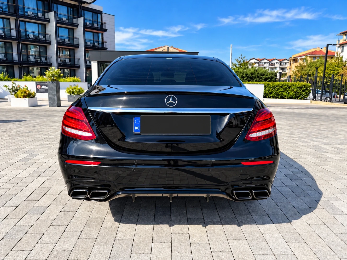 Mercedes-Benz E 350 E350d, снимка 5 - Автомобили и джипове - 56378188