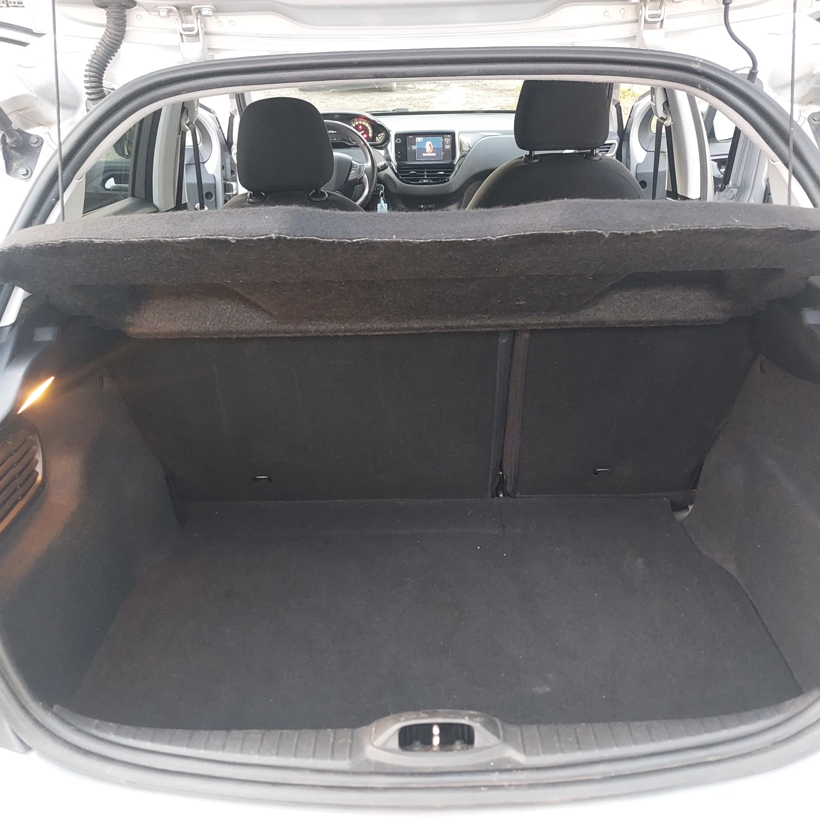 Peugeot 208 1.6 BLUE HDI NAVI | Mobile.bg � ����������� 14