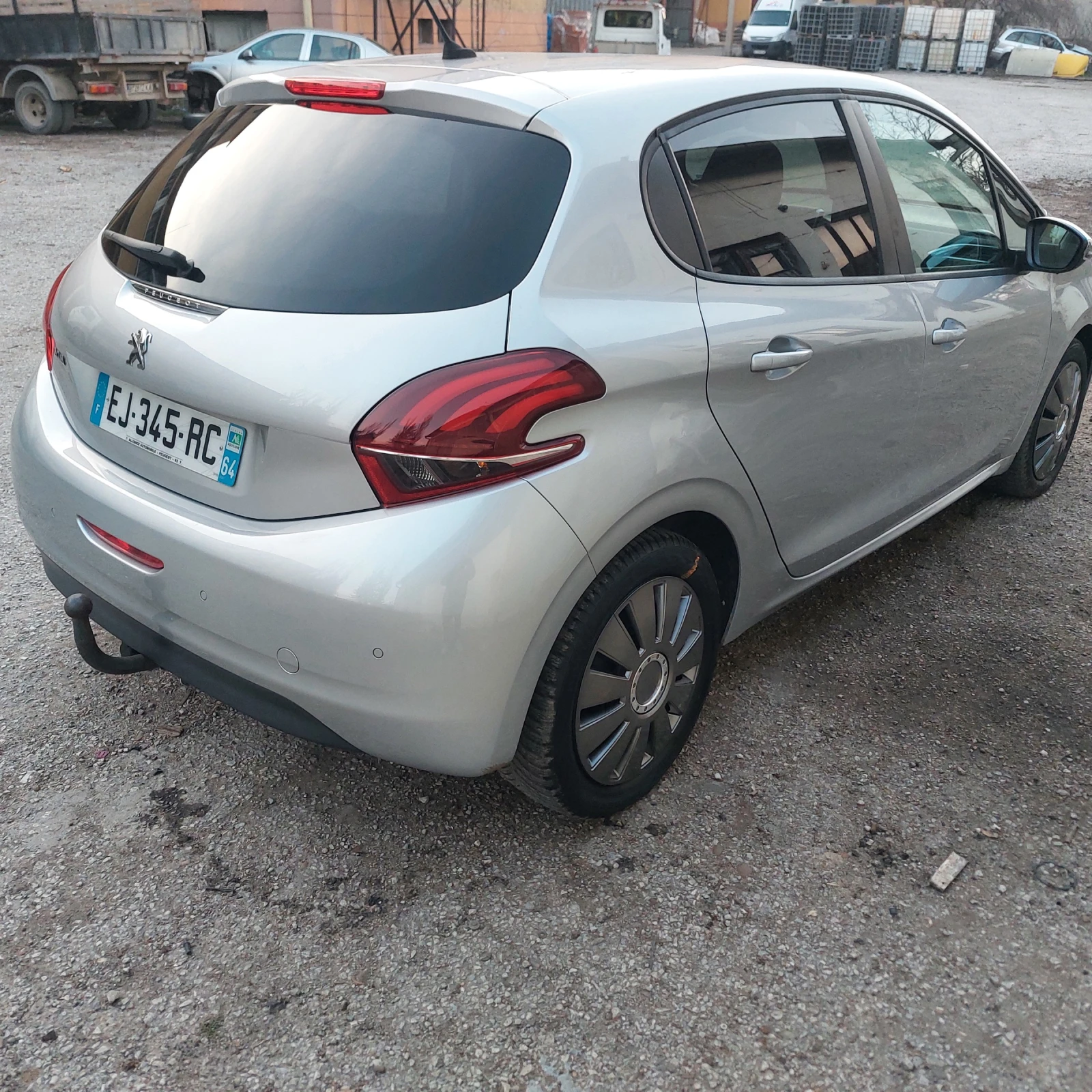 Peugeot 208 1.6 BLUE HDI NAVI | Mobile.bg � ����������� 6