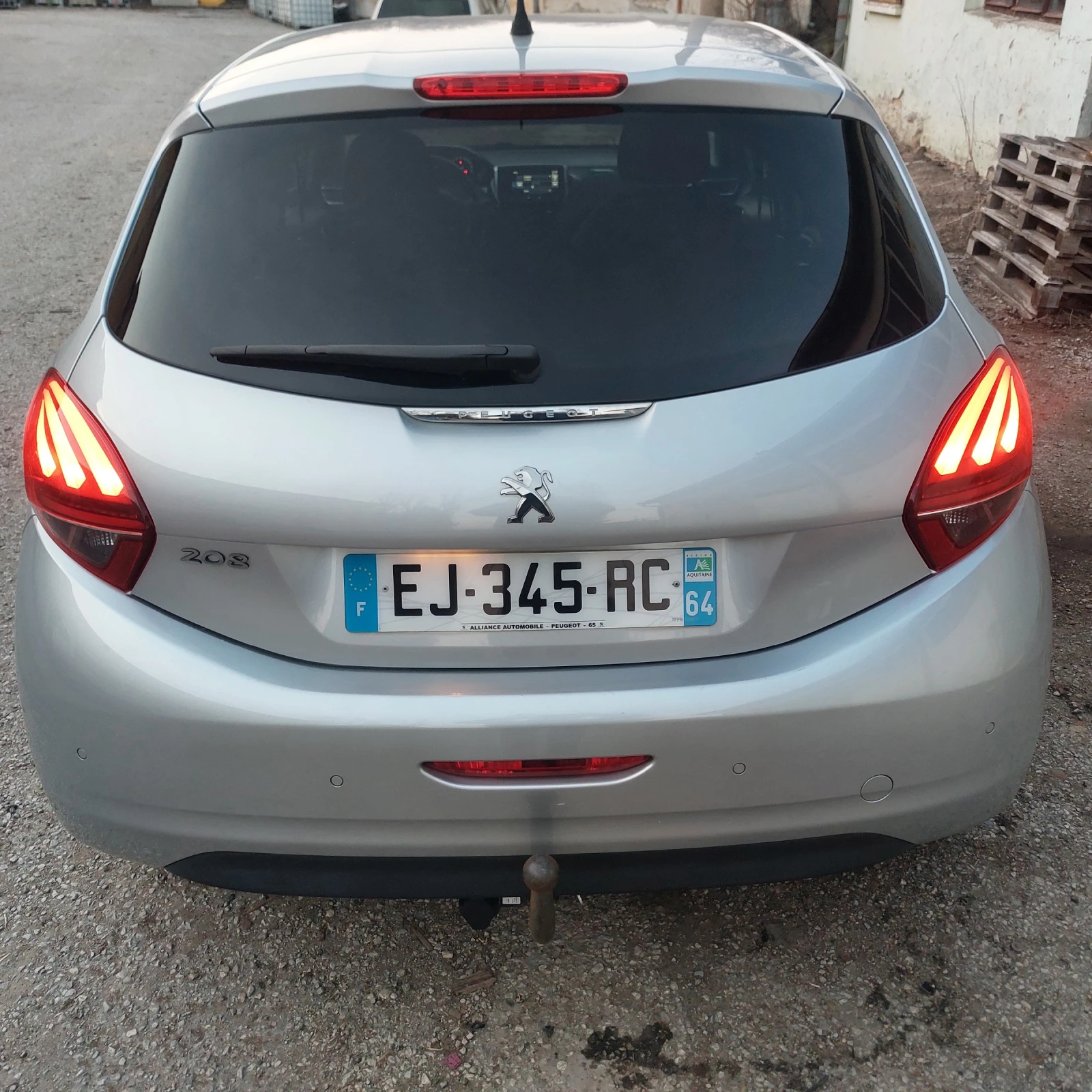 Peugeot 208 1.6 BLUE HDI NAVI | Mobile.bg � ����������� 4