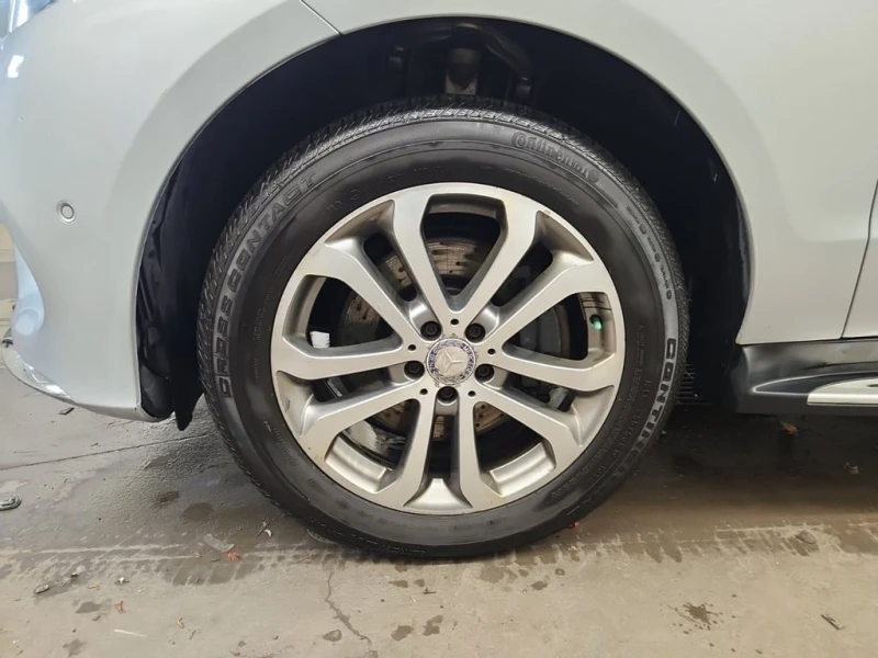 Mercedes-Benz GLE * 350D * CARFAX * БЕЗ ПЪРВОНАЧАЛНА ВНОСКА, снимка 17 - Автомобили и джипове - 53245404