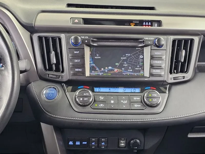 Toyota Rav4 2.5 4Wd Hybrid, снимка 14 - Автомобили и джипове - 55748629