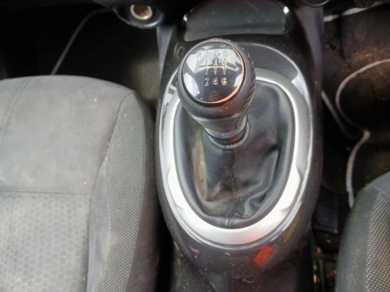 Nissan Juke 1.5 dci Facelift , снимка 3 - Автомобили и джипове - 56135729