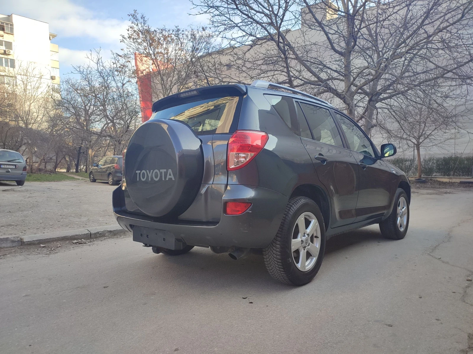 Toyota Rav4 2.2 D4D 6 скорости  - изображение 3