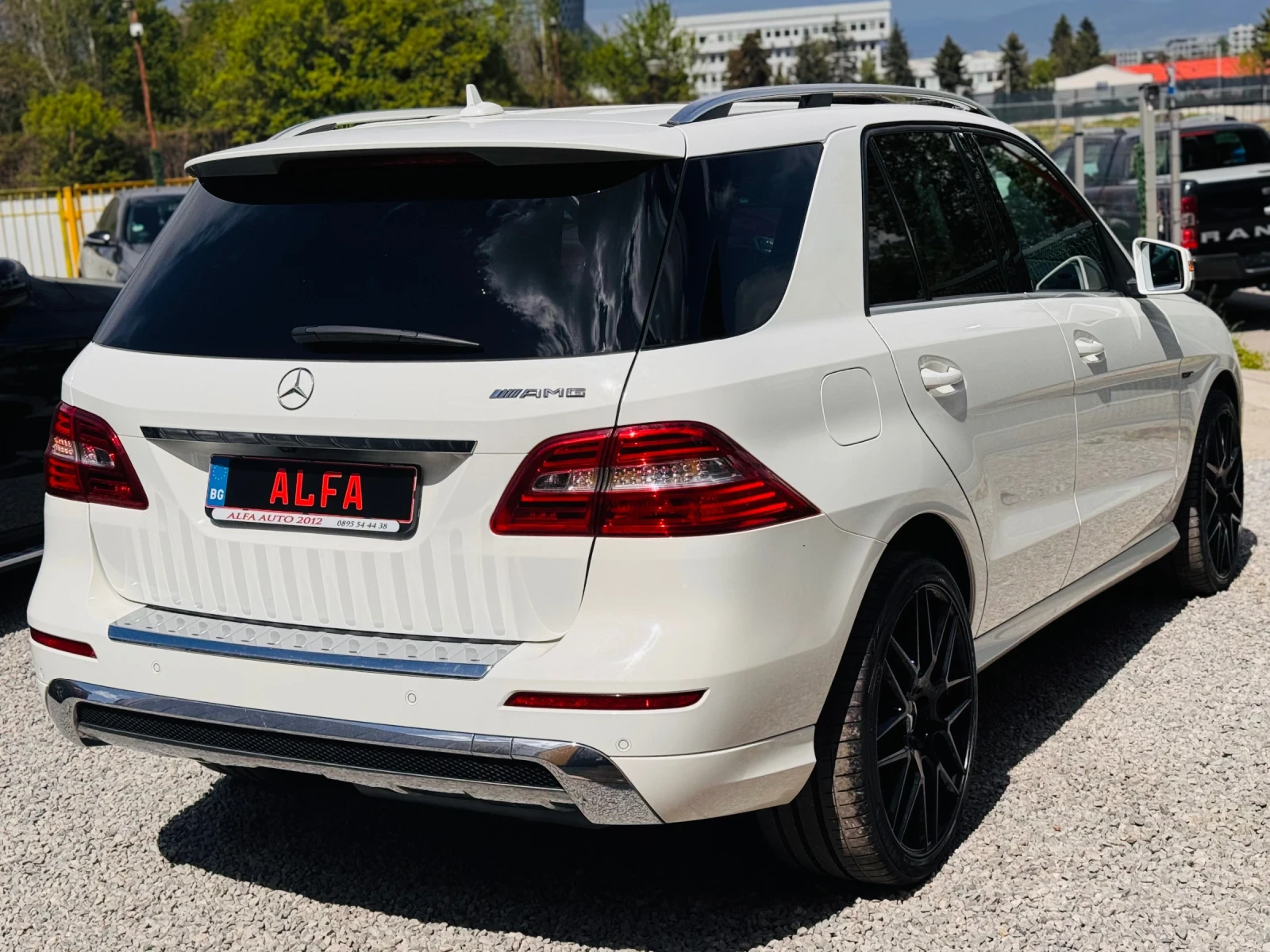Mercedes-Benz ML 350 КАПАРИРАНА!!! - изображение 8