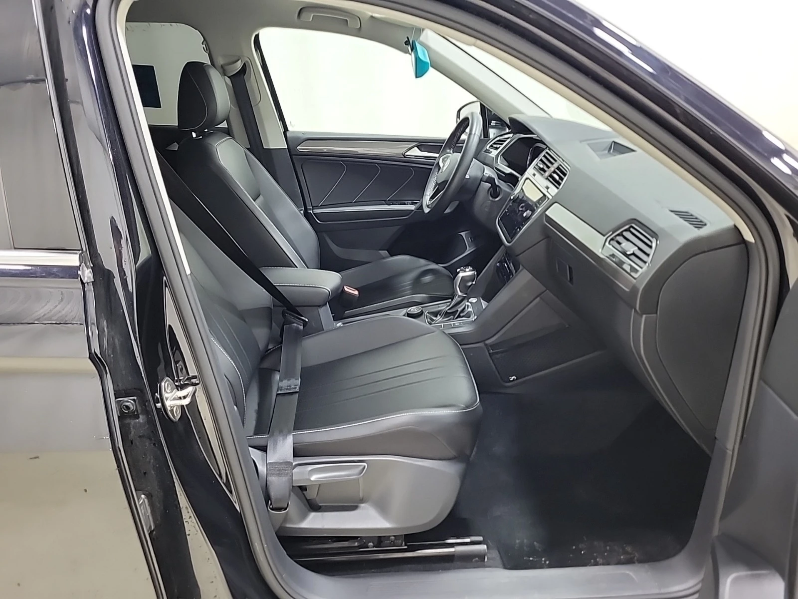 VW Tiguan COMFORTLINE * * CARFAX * * АВТО КРЕДИТ * *  - изображение 8