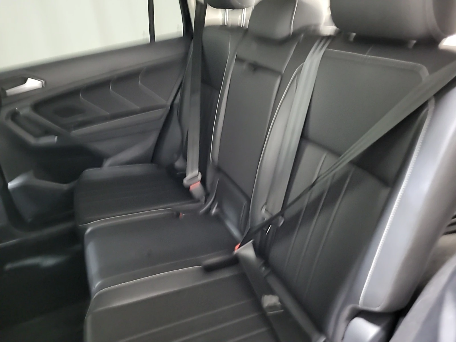 VW Tiguan COMFORTLINE * * CARFAX * *   * *  | Mobile.bg   11