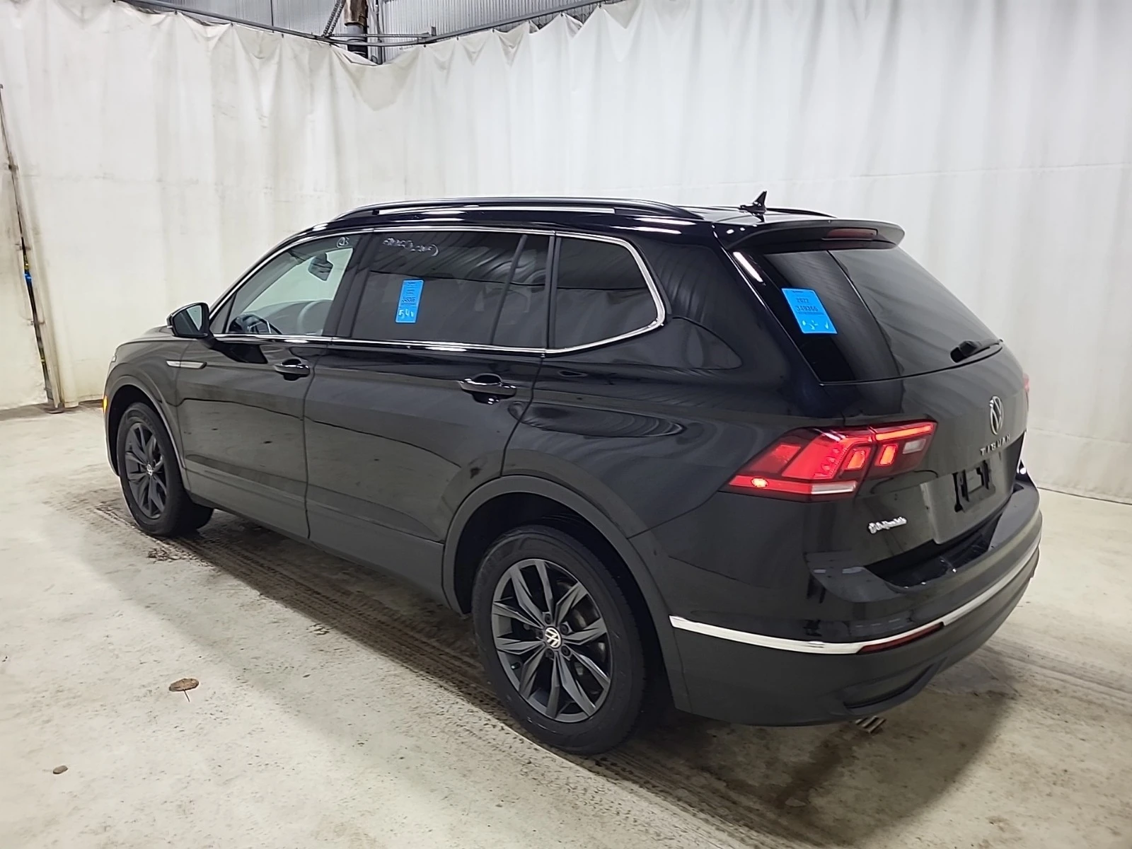 VW Tiguan COMFORTLINE * * CARFAX * * АВТО КРЕДИТ * *  - изображение 4