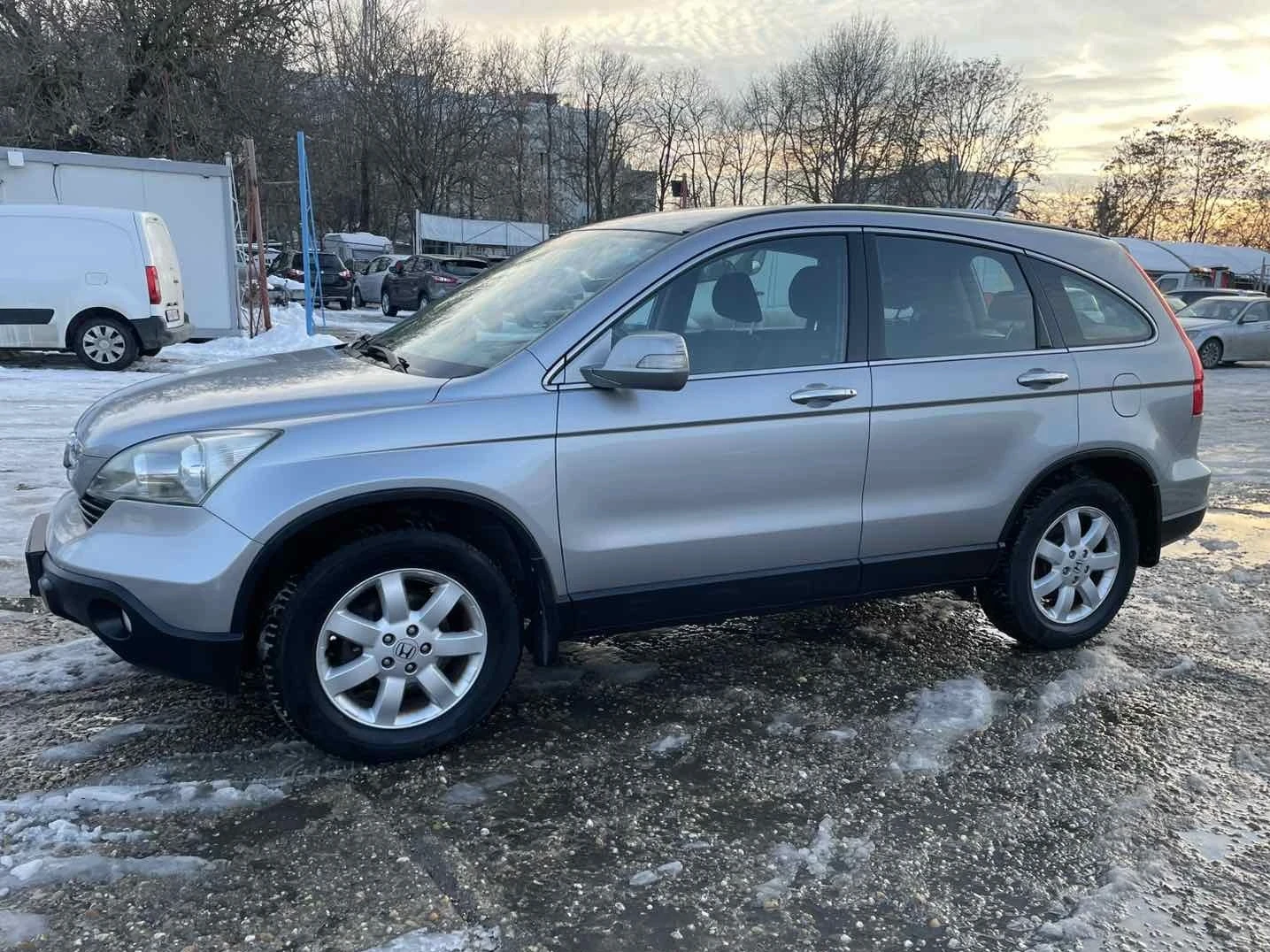 Honda Cr-v 2.0 VTEC Elegance - изображение 8