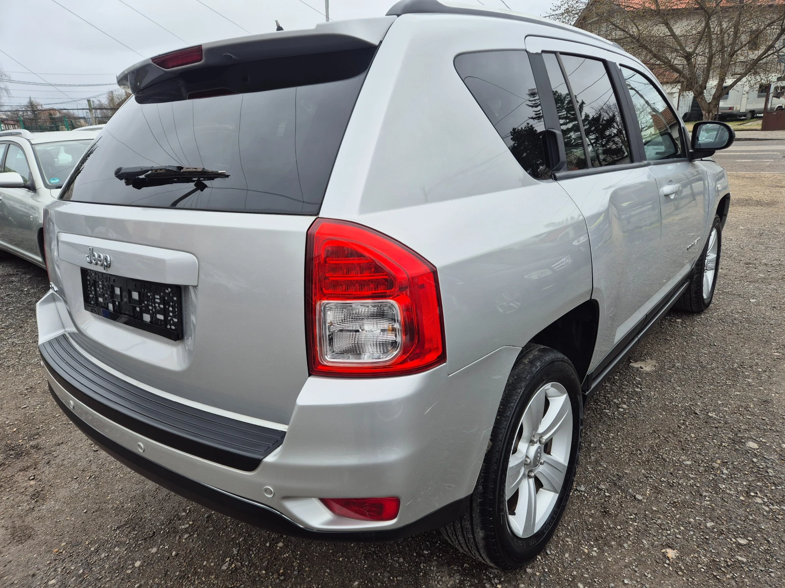 Jeep Compass 2.2CRDI/4x4, снимка 6 - Автомобили и джипове - 54133194