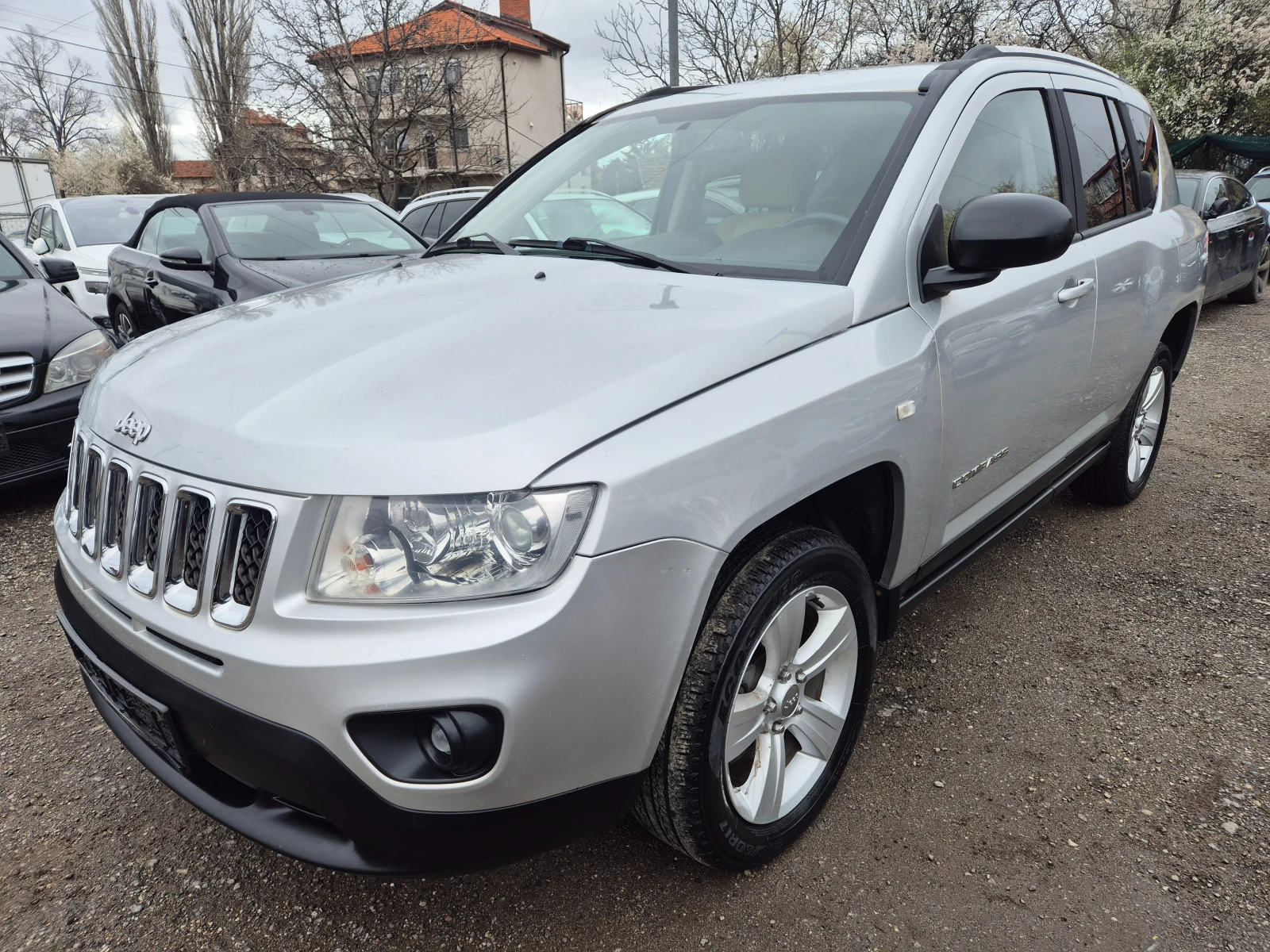 Jeep Compass 2.2CRDI/4x4, снимка 3 - Автомобили и джипове - 54133194